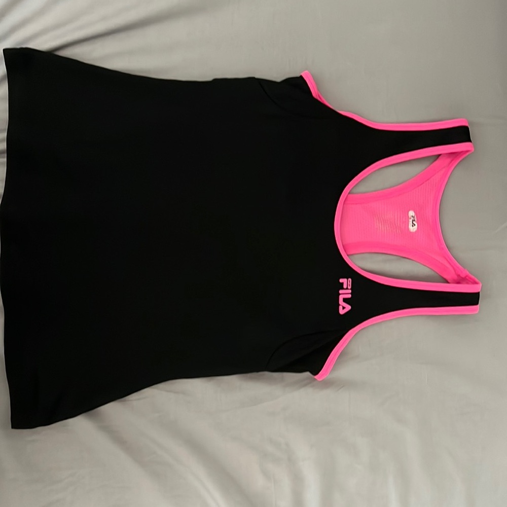 Fila Sports Tank w/Little pocket in the back